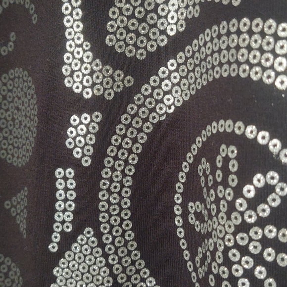 NWT ¡Ay Güey! Skull Embellished Tee - Picture 2 of 6